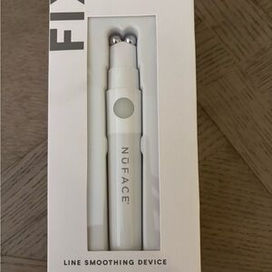 NuFace White Line Smoothing Device